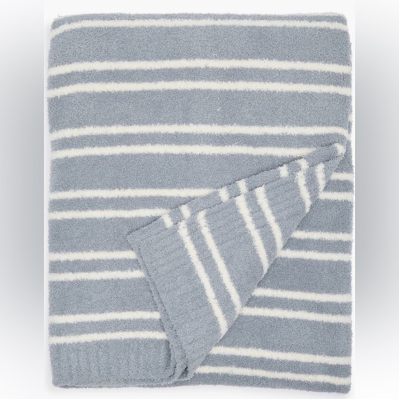 NWT Barefoot Dreams CozyChic Double Striped Winter Soft Blanket - Picture 3 of 3